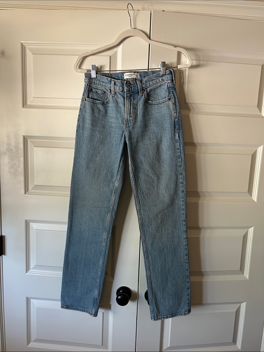 Womens 90’s straight jeans